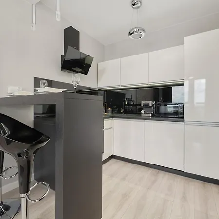 Odra Tower Center Of By Renters Prestige *